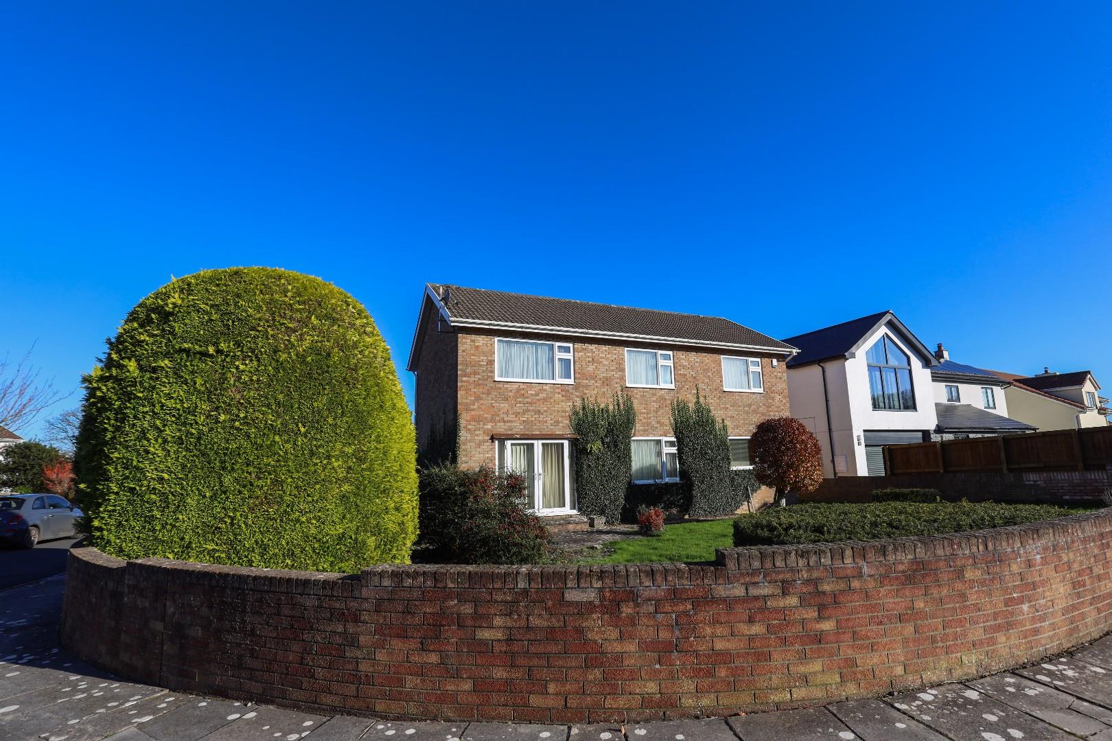 17 Darren Close, Cowbridge, Vale of Glamorgan, CF71 7DE